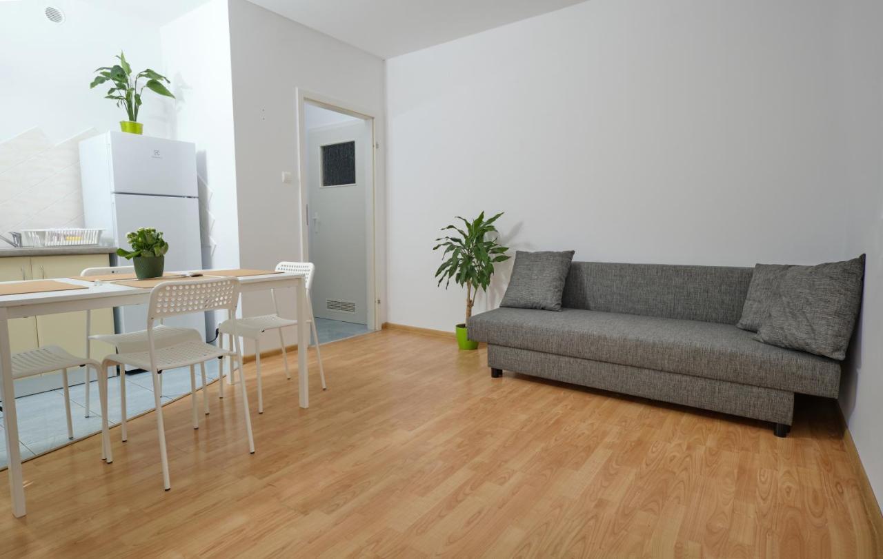 Apartment Sloneczny 7 *