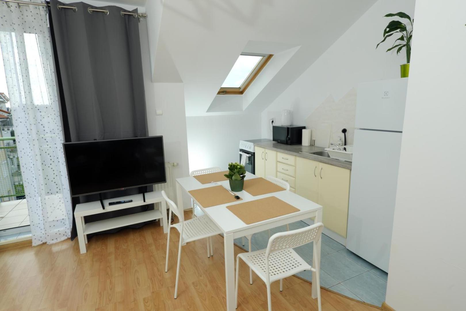 Apartment Sloneczny 7 *